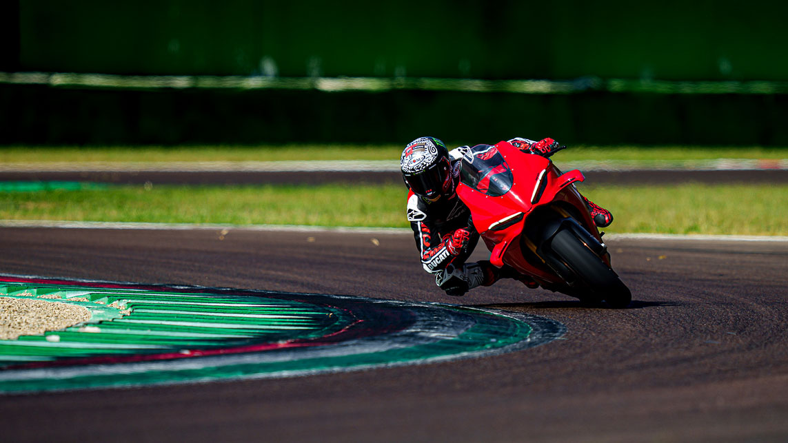 Panigale V4