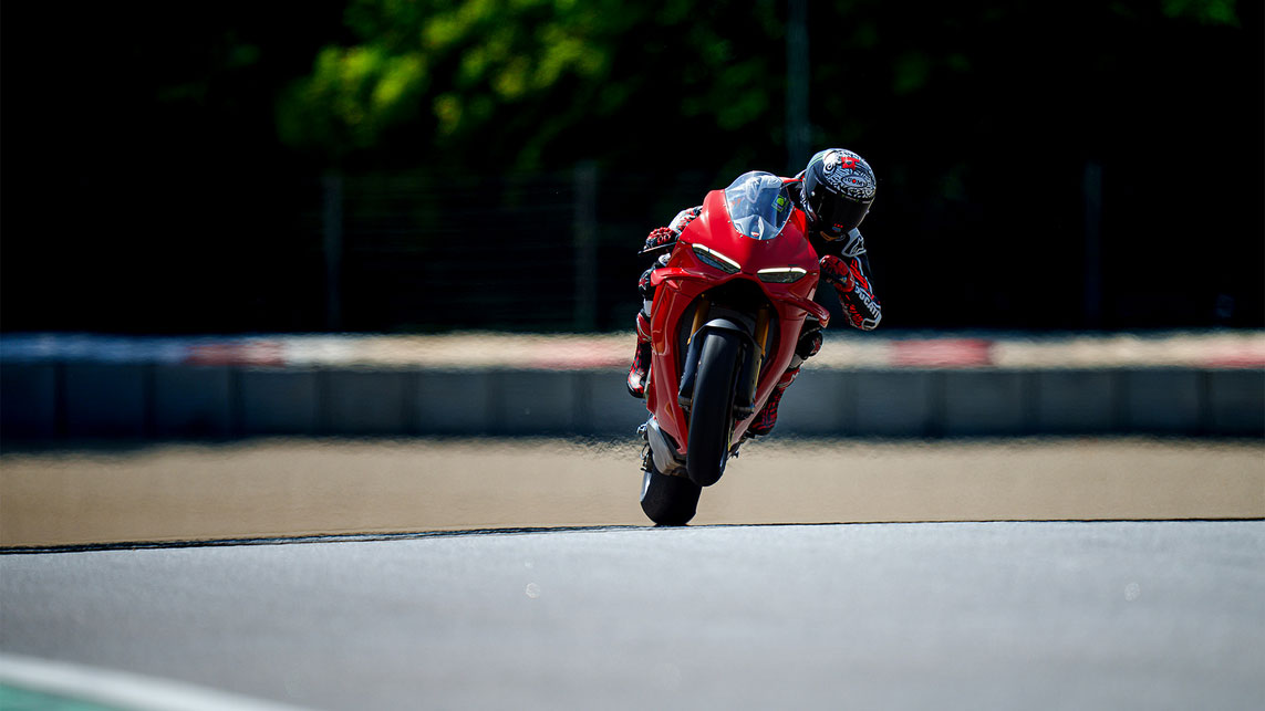 Panigale V4